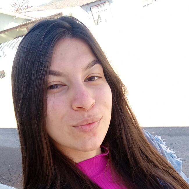 Babá em Laguna: Micaella