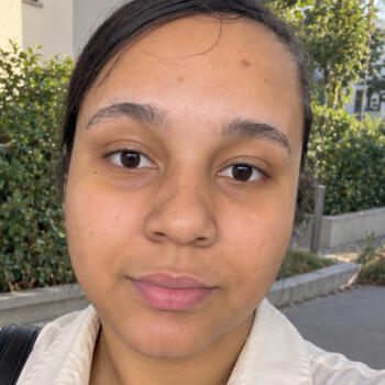 Babysitter Uster: Estrella