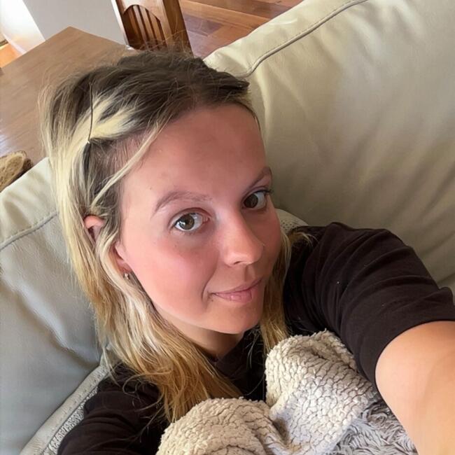 Babysitter in Melbourne: Tiana & Alicia