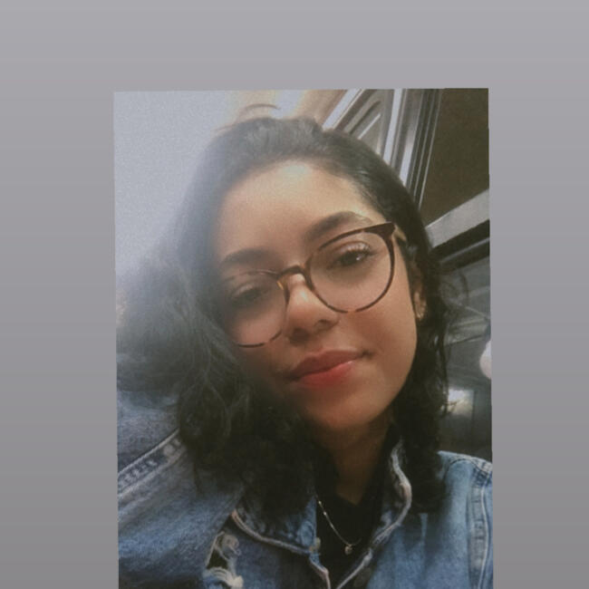 Babysitter in Jandira: Flávia