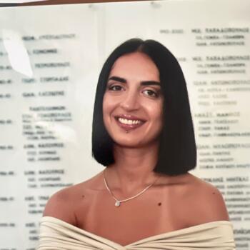 Babysitter στην περιοχή Άγιος Παύλος: Κωνσταντίνα