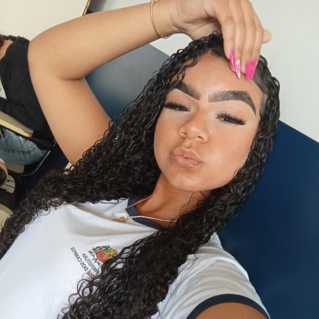 Babysitter in São José dos Campos: Isabele