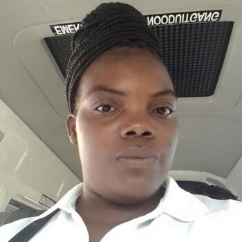 Babysitter Johannesburg: Ntombezinhle