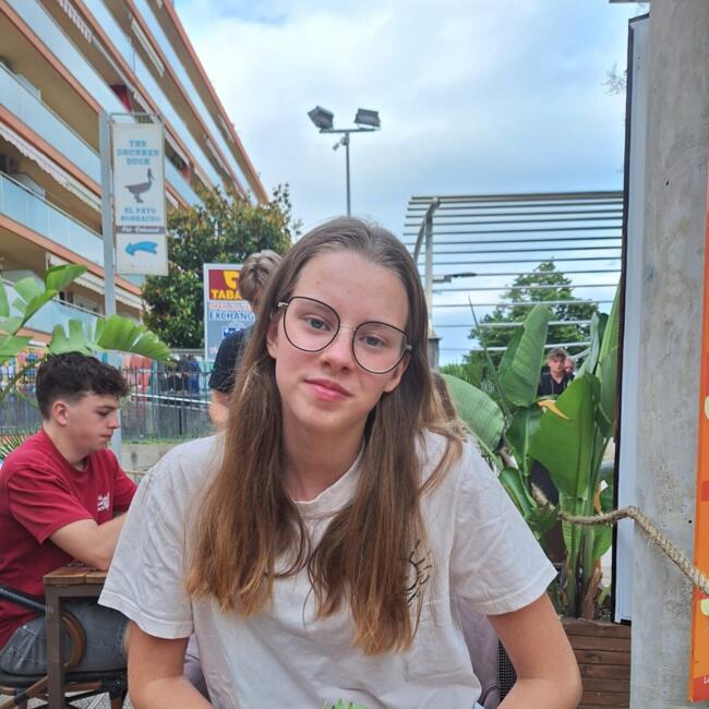 Babysitter in Kapellen: Gitte Dewilde