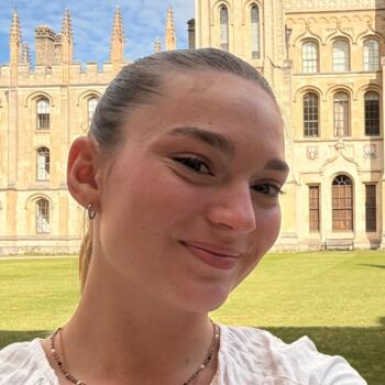 Babysitter Grézieu-la-Varenne: Marie