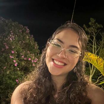 Babysitter in Bragança Paulista: Beatriz