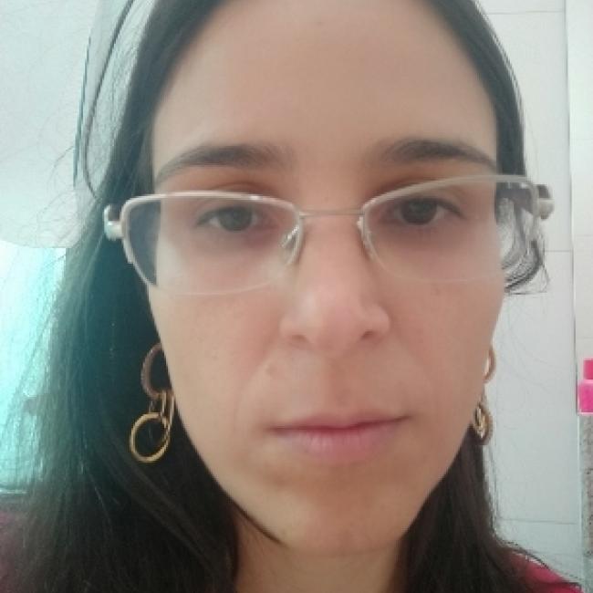 Emprego de babá em Belo Horizonte: KENIA