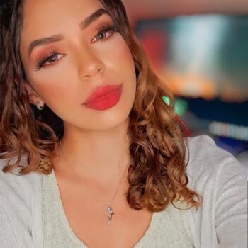 Babysitter in Cork: Larissa