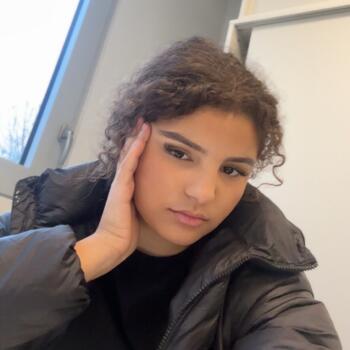 Babysitter in Strasbourg: Kholoude