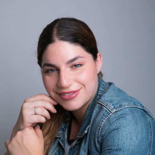 Babysitter in Tel Aviv: Dana