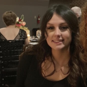 Babysitter in Southaven: Emily