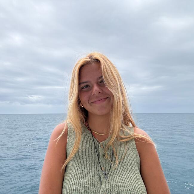 Babysitter em Gold Coast: Leyre