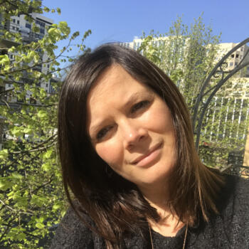 Jobs de baby-sitter à Suresnes: job de garde d'enfants Anne-Sophie