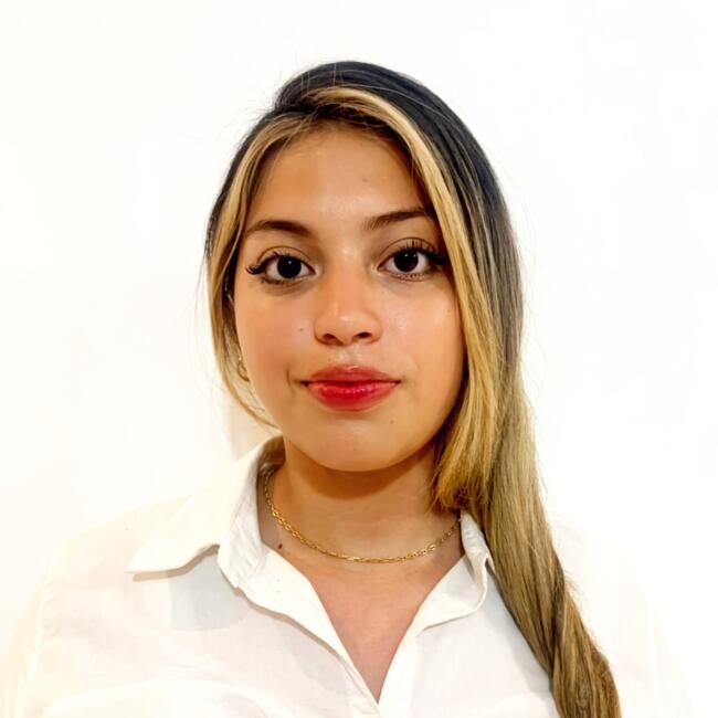 Babysitter in Guayaquil: Domenica Nayeli