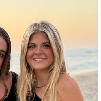 Babysitter in San Clemente: Riley