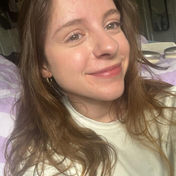 Babysitter in Auckland: Emilie