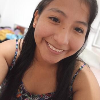 Babysitter in Genoa: Deyanira Yanire