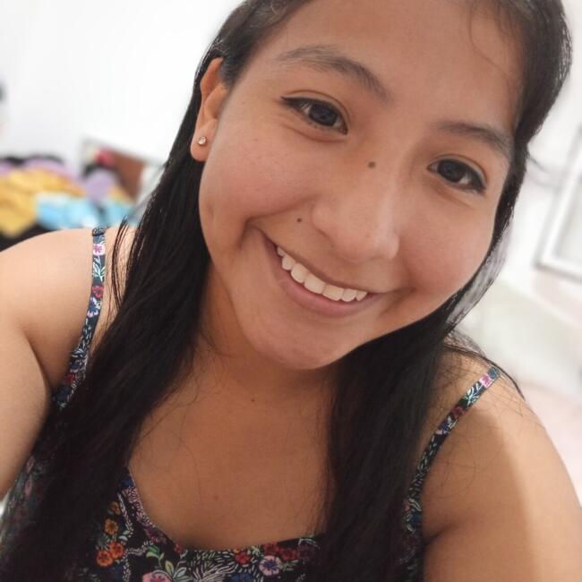 Babysitter in Genoa: Deyanira Yanire