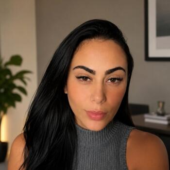 Babá Jacareí: Millena Gibertoni