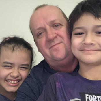 Babysitting Jobs in Townsville: babysitting job Bruce