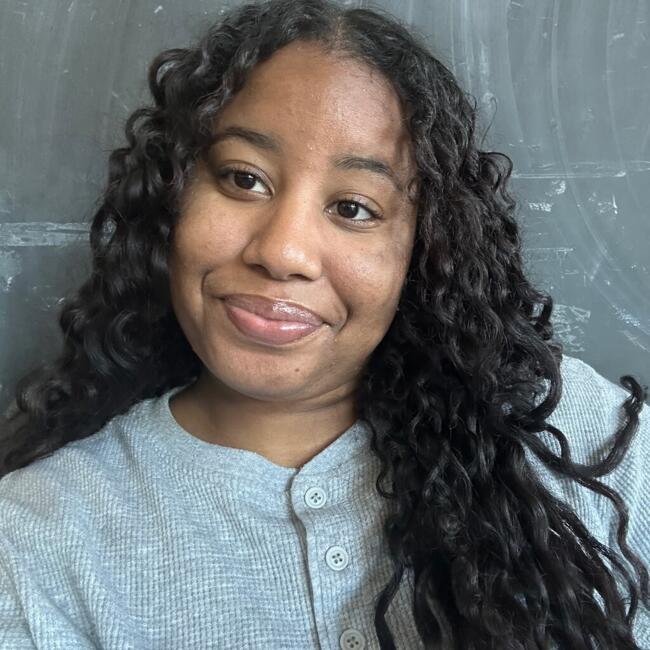 Babysitter in Brooklyn: Ana Liz