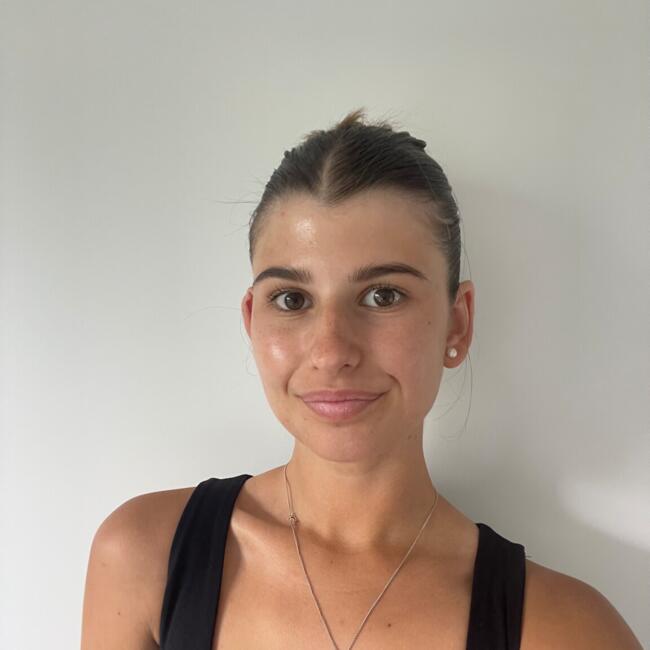 Babysitter in Palmerston North: Emma