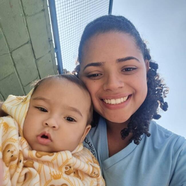 Babysitter in São Paulo: Gleice Kelly