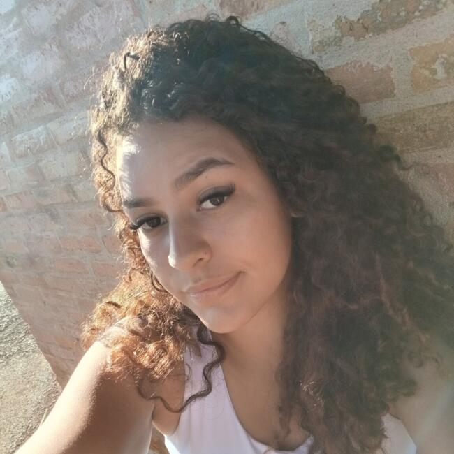 Babysitter in Morro Agudo: Isabela Kassiany
