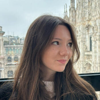 Babysitter in Marseille: Mai Ly