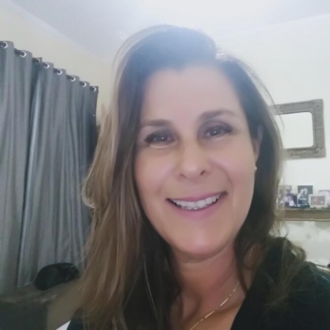 Babysitter in Unhos: Selma Lopes