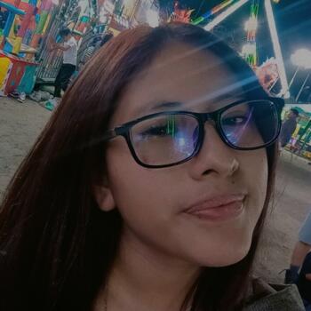 Babysitter in Santa Elena: Dayana