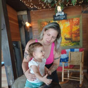 Babysitting job in Pomerode: babysitting job Beatriz
