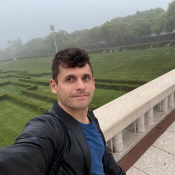 Babysitting job in Marinha Grande: babysitting job Andrew