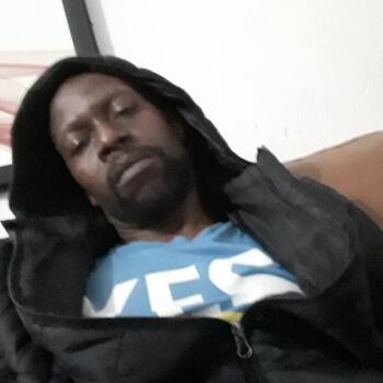 Babysitting job in Thembisa: babysitting job Tshepo Macdonald