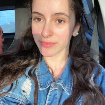 Babysitter in Reims: Tinhinane