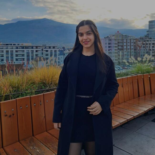 Babysitter in Sofia: Paria