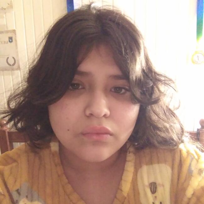 Babysitter in Yumbel: Vero