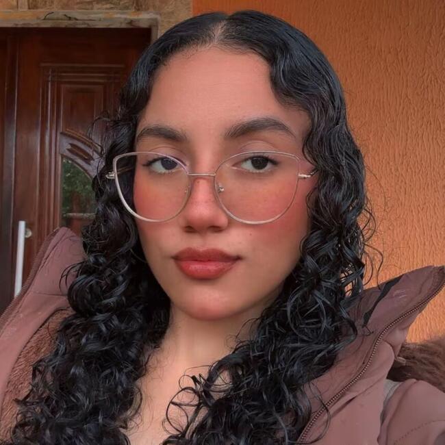 Babysitter in São Pedro da Aldeia: Lohanna Kathleen