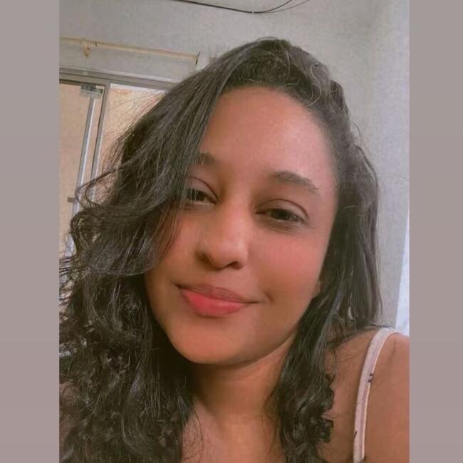 Babysitter in Salvador: Eduarda