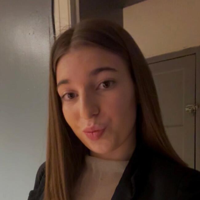 Babysitter in Merville: Marie