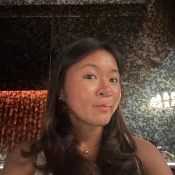 Babysitter in Singapore Island: Pauline