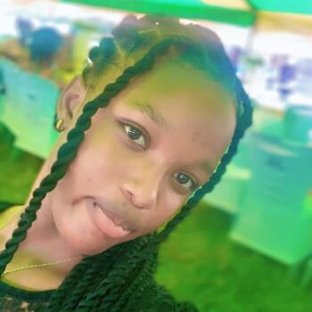 Babysitter in Ikorodu: Glory