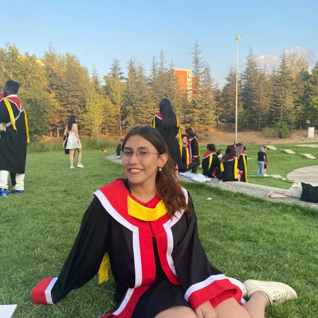 Babysitter in Berlin: Eda Nur