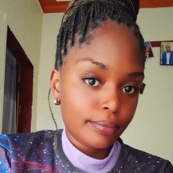 Babysitter Kampala: Ritah