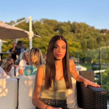 Babysitter in Piolenc: Angelina