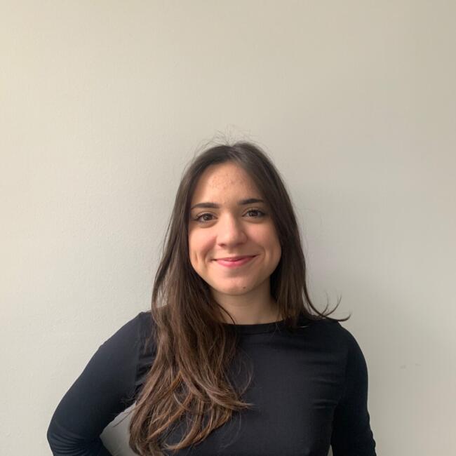 Babysitter in Bordeaux: Julie