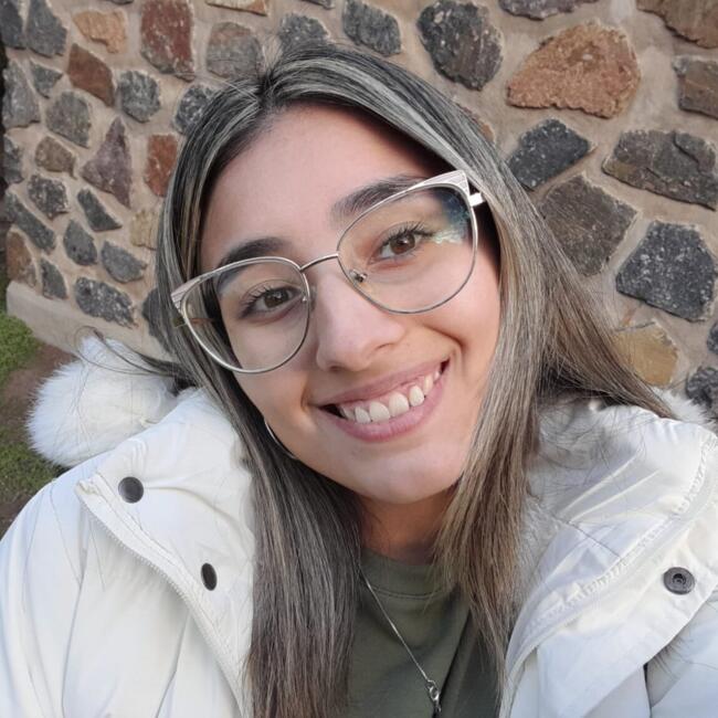Babysitter in Bahía Blanca: Candela