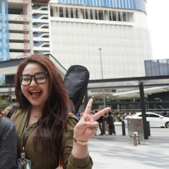 Pengasuh di Shah Alam: Adinda