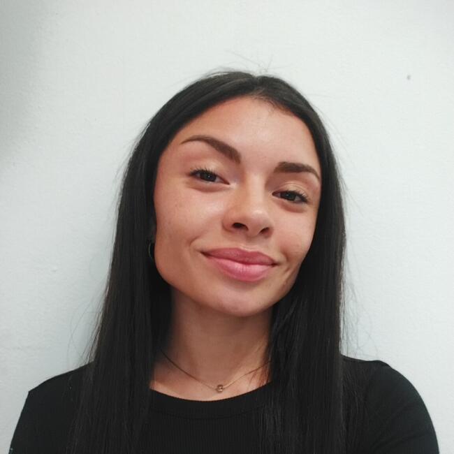 Babysitter in Punta del Este: Megan Velázquez