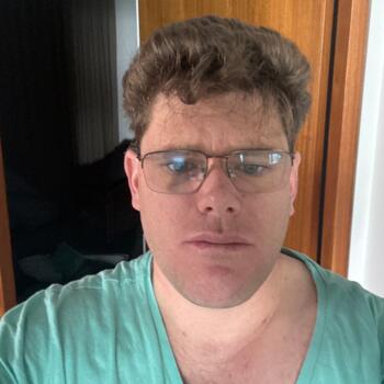 Babysitting job in Canberra: babysitting job Luke